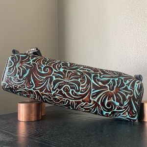 Patricia Nash Isla Tooled Turquoise Wristlet